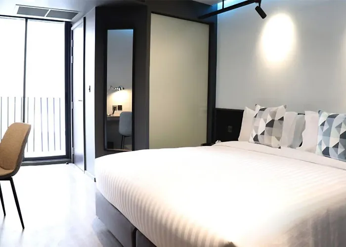 The Quarter Silom By Uhg 4*