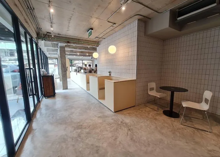 The Quarter Silom By Uhg 4*