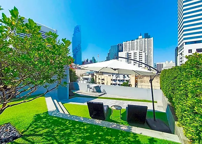 The Quarter Silom By Uhg Hotel