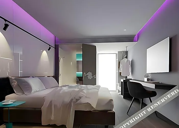 Hotel The Quarter Silom By Uhg Bangkok
