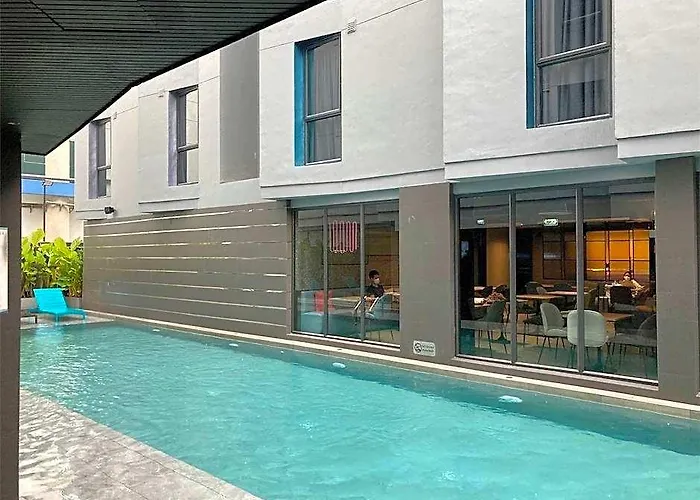The Quarter Silom By Uhg Hotel
