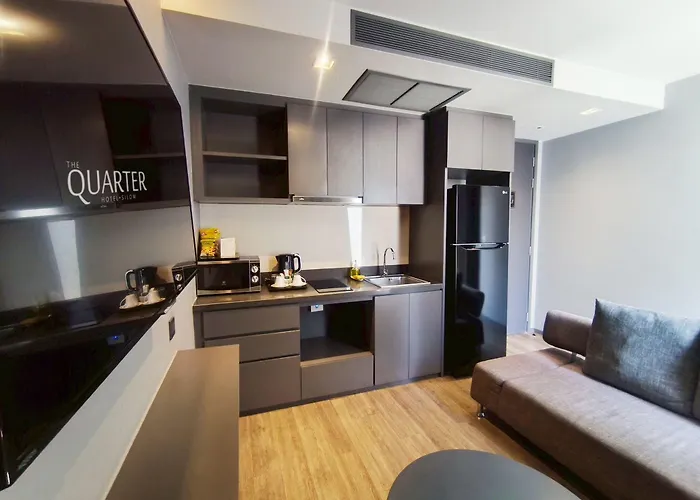 The Quarter Silom By Uhg 4*